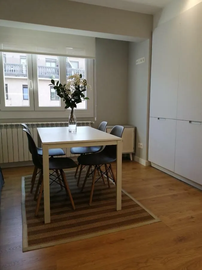 Belle Egia - Free Parking Apartment San Sebastian
