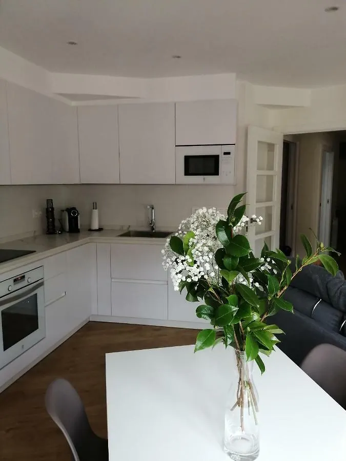 Belle Egia - Free Parking Apartment San Sebastian